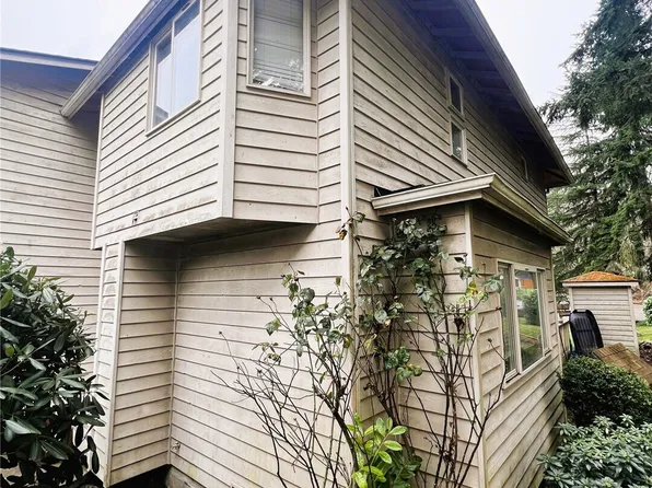 5624 Wisteria Lane NE, Bremerton, WA 98311