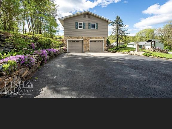 2nd image of 44 Dogwood Dr