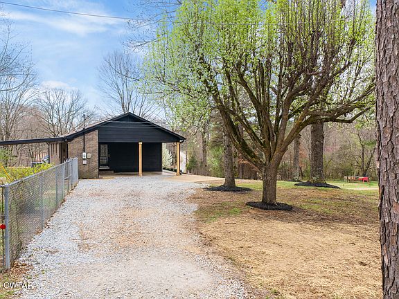 4th image of 605 Parkburg Rd