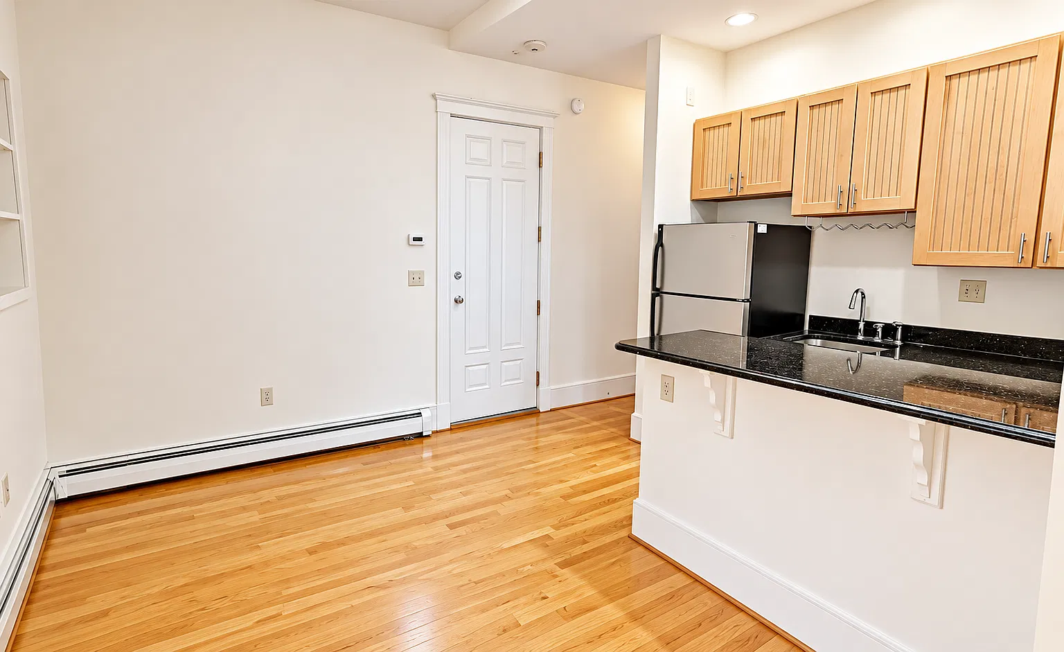 1 bed, 457 sqft, $3,650 — Photo 4