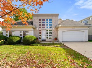 1649 Central Ave, Northbrook, IL 60062