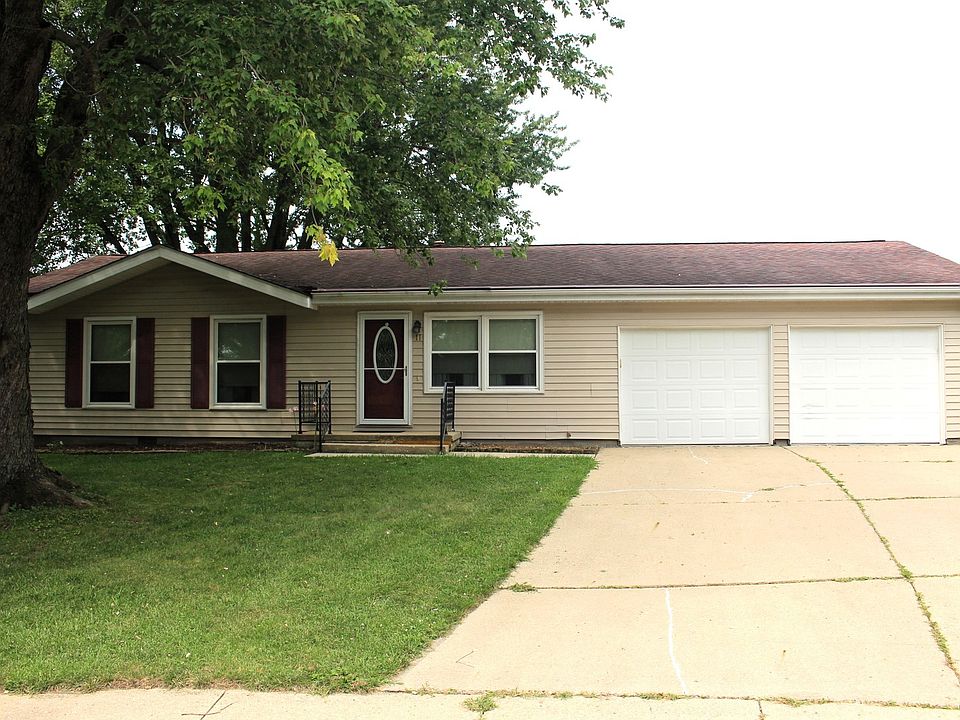 1st image of 11 Bradley Ct