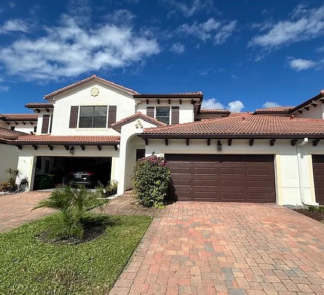 7784 Bristol Cir — Photo 2