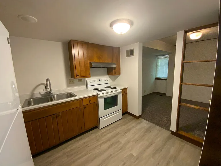 Anthony Street Condos — Photo 19