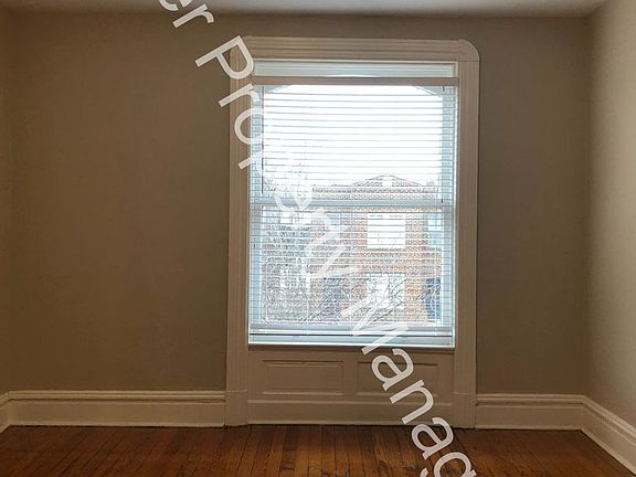 3rd image of 4020 Cleveland Ave #A-2f