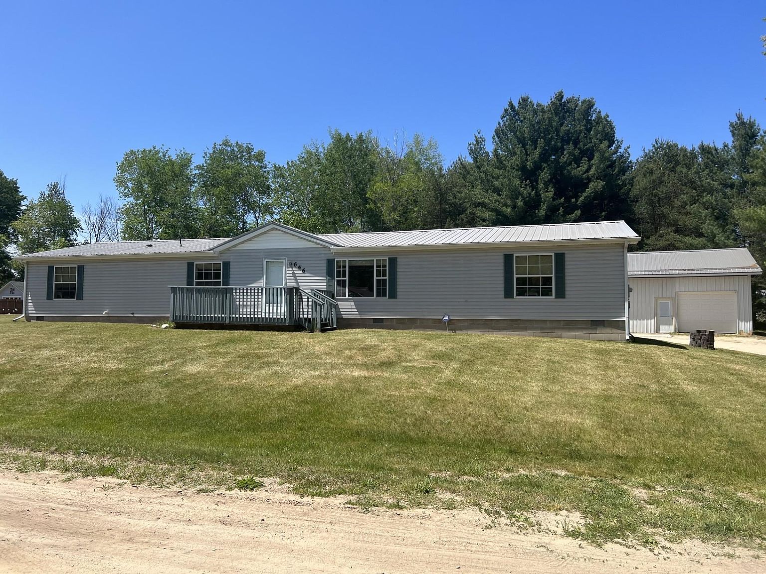 646 St, Clare, MI 48617 Zillow