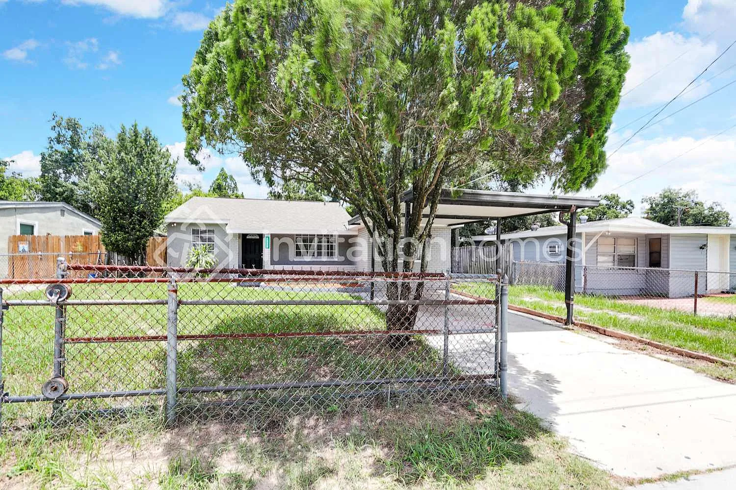 4020 E Paris St Tampa, FL 33610 — Photo 1