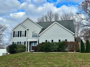 826 Maple Hill Rd, Naugatuck, CT 06770