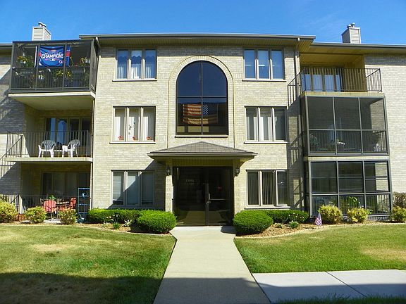 2nd image of 13950 S Lavergne Ave APT 911
