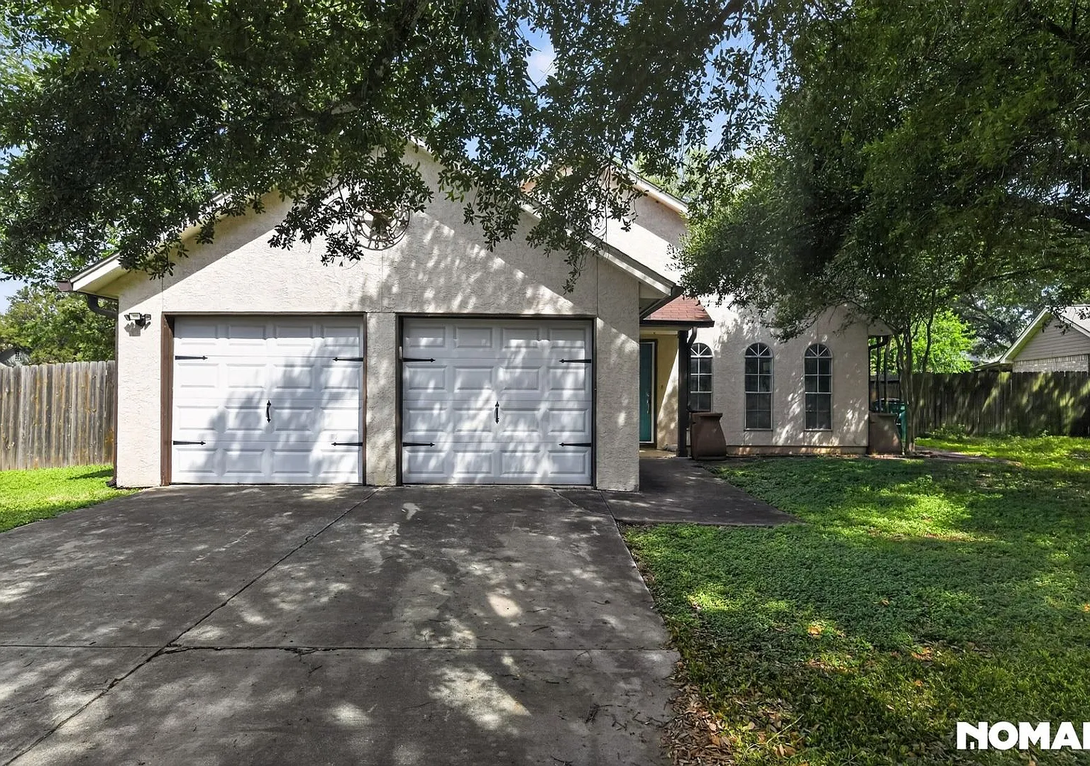 3 Bedroom Single Family in San Antonio — Photo 3
