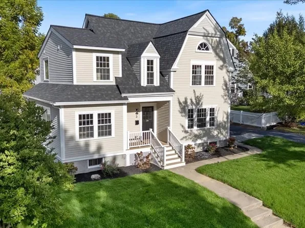 3 York St, Andover, MA 01810