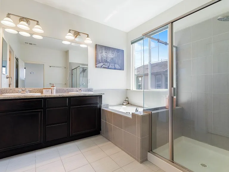 7071 N Mariposa Ct — Photo 10