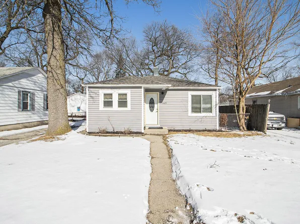 4425 Liverpool Rd, Lake Station, IN 46405