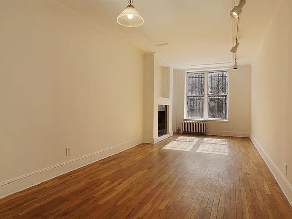 2nd image of 1630 8th Ave APT 2