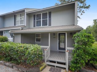 250 Highpoint Dr, Diamondhead, MS 39525