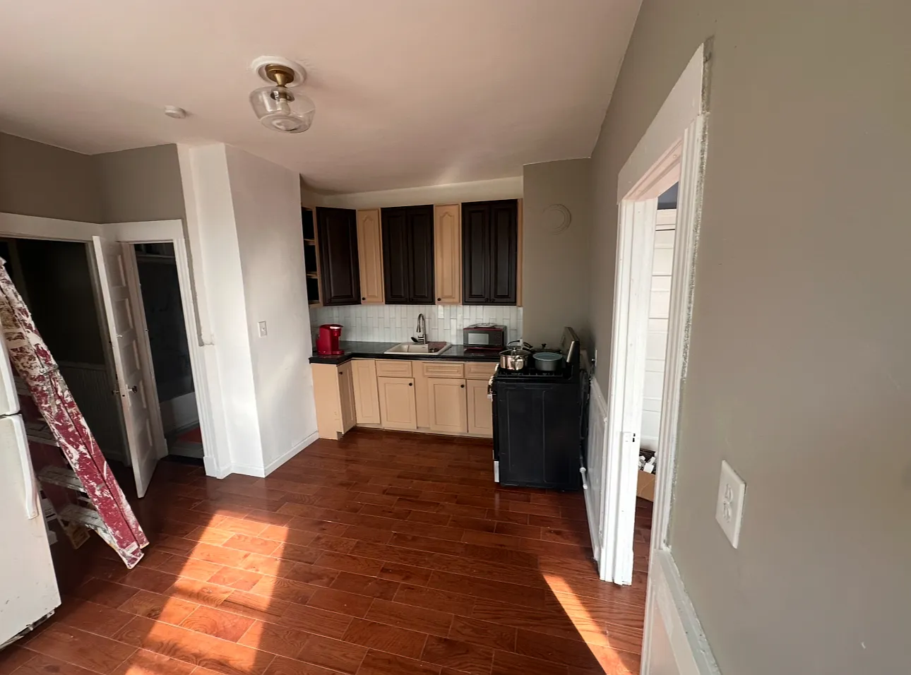 2 bed, 947 sqft, $1,400 — Photo 3