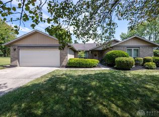 2321 Hunterglen Ct, Dayton, OH 45459