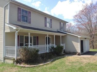 11 Forrester Rd, Rock Tavern, NY 12575