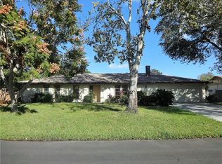 4415 Meadow Creek Cir, Sarasota, FL 34233