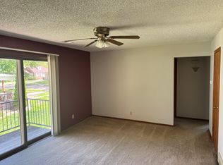 920 High St APT 5, Beatrice, NE 68310