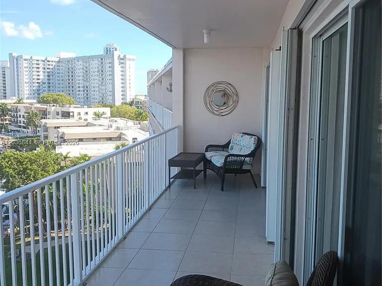 400 Golden Isles Dr #55 — Photo 18