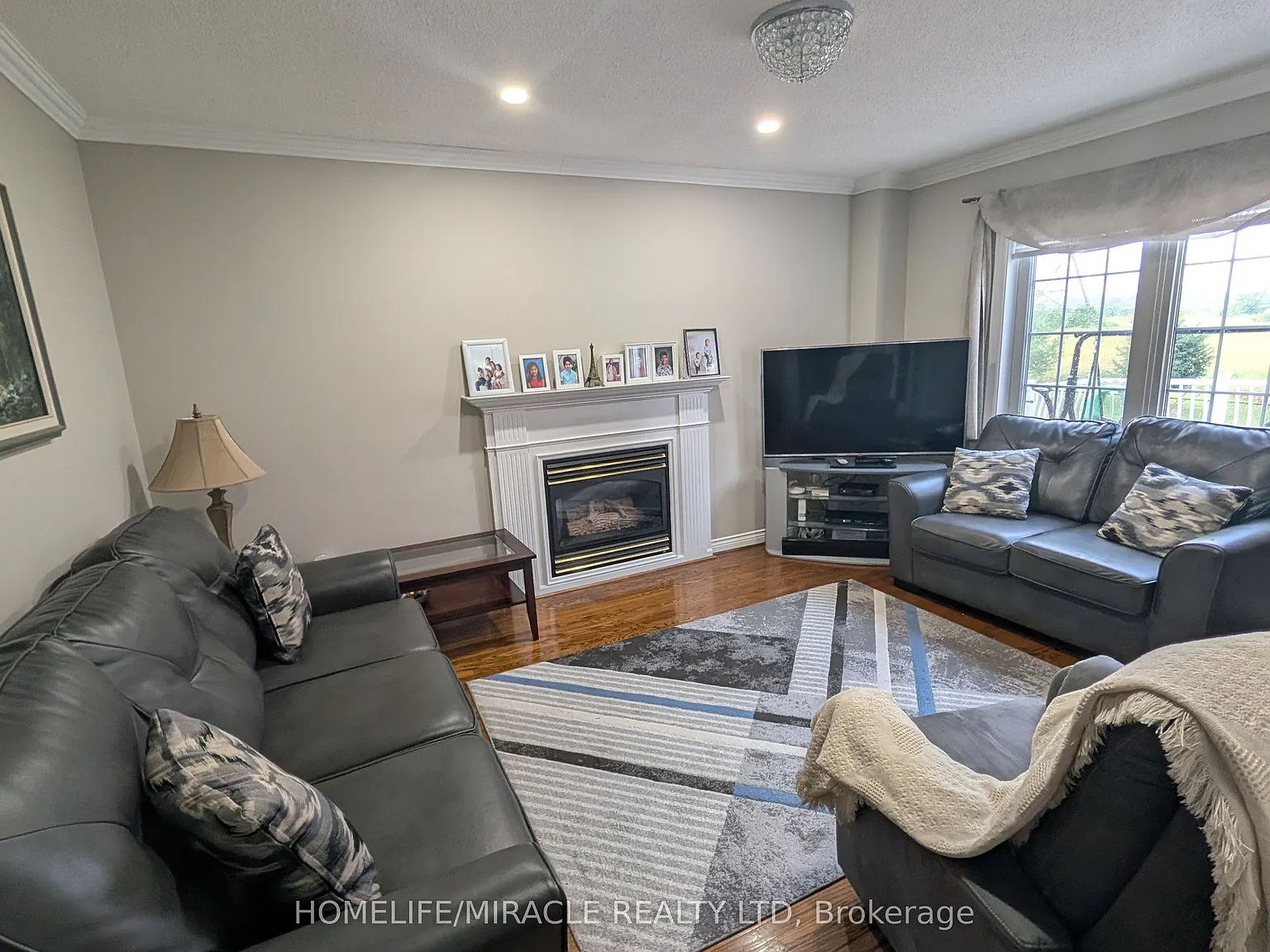 4 bed, $3,500 — Photo 4