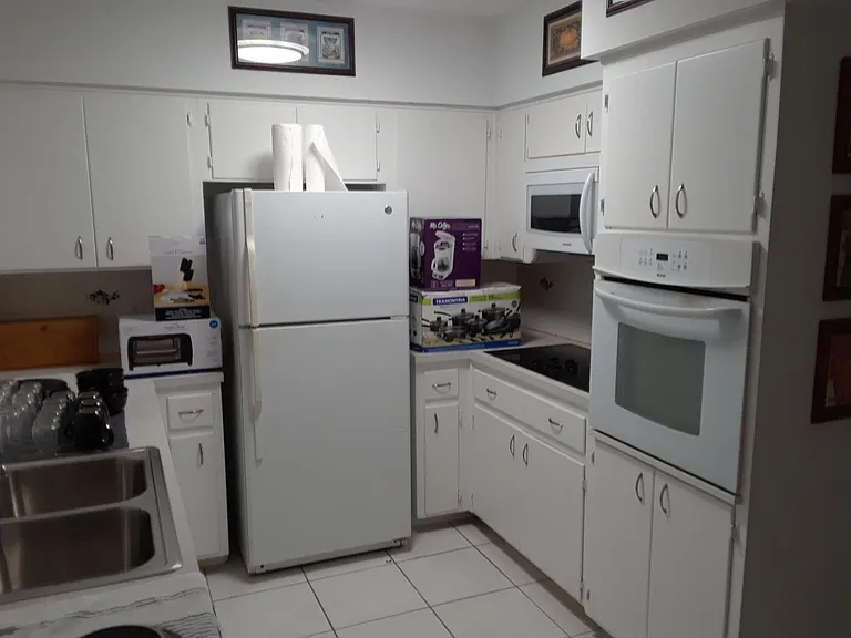 2545 SE 1st Ct #2545 — Photo 8