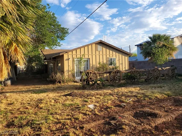 165 W Alma St, Moapa Valley, NV 89040