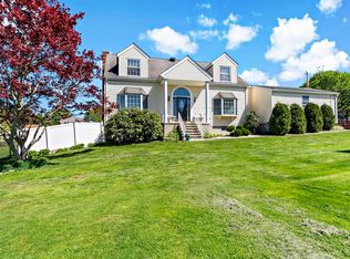 34 Howland St, Fall River, MA 02724