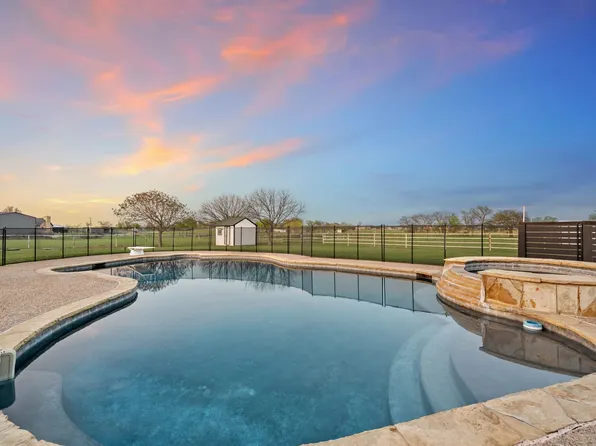 7384 Rector Rd, Sanger, TX 76266
