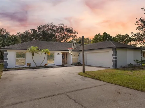 2270 McMullen Rd, Largo, FL 33771