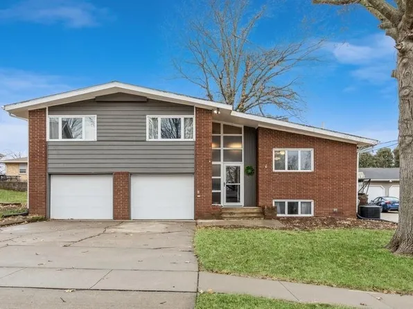 504 Wilson St, Williamsburg, IA 52361