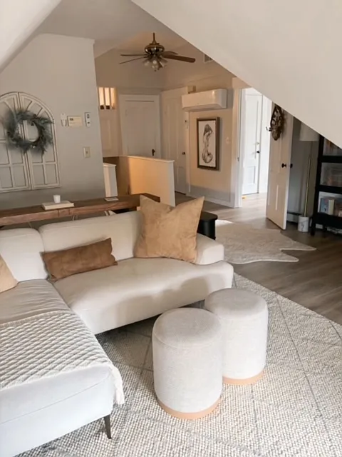 2 bed, 1000 sqft, $2,000 — Photo 3