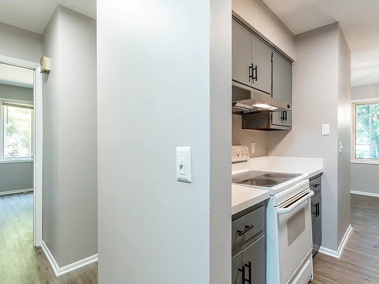 3305 Hobson Rd — Photo 12