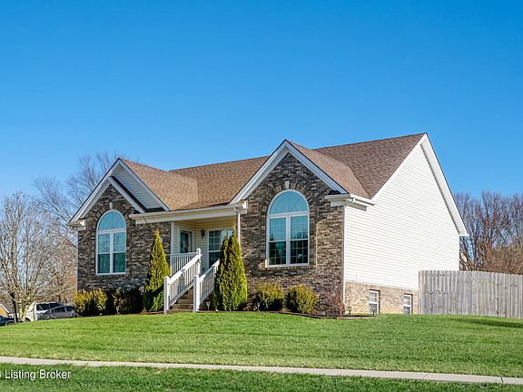 2nd image of 2031 Hearthside Cir