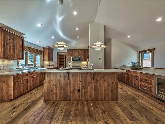 5th image of 742 Rosewood Cir