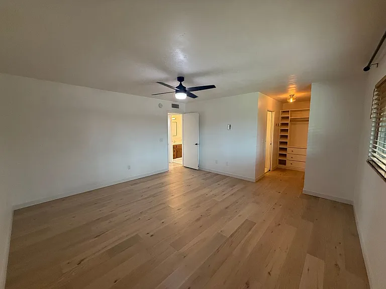 7809 Westdumfries Ct — Photo 12
