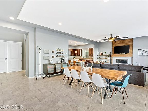 3rd image of 8150 Aster Meadow Way