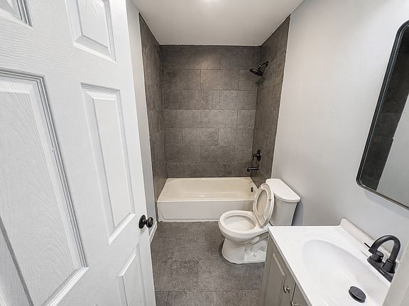 4th image of 258 Fairmont Ave #248