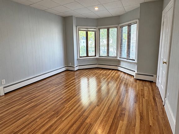 4th image of 10 Mason St APT 1