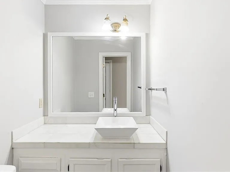 7500 Roswell Rd #80 — Photo 7