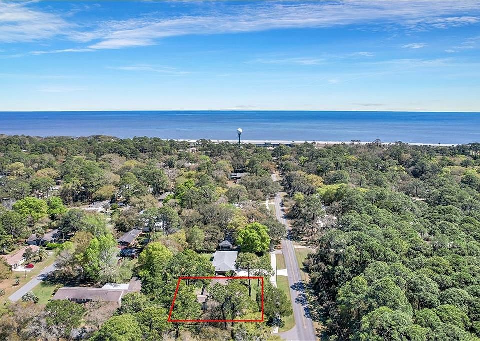 1st image of 25 Captain Wylly Rd