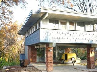 1035 Carman Rd, Ballwin, MO 63021