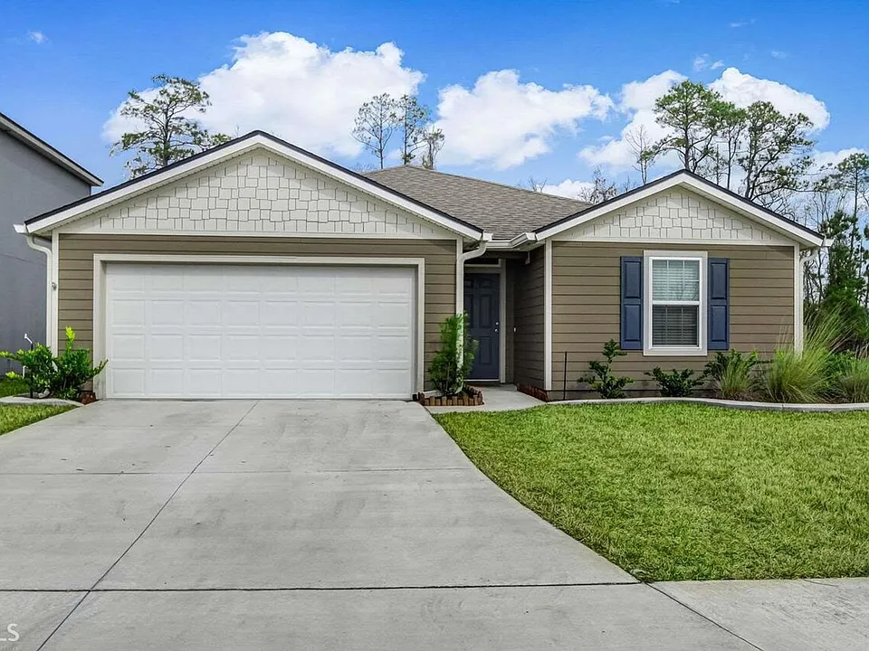 228 Brooklet Cir