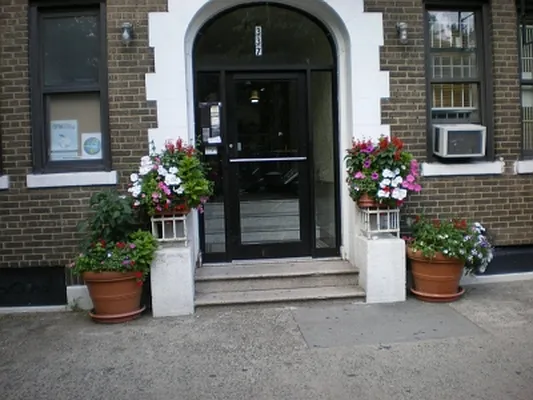 Rented by Citi Habitats | media 15