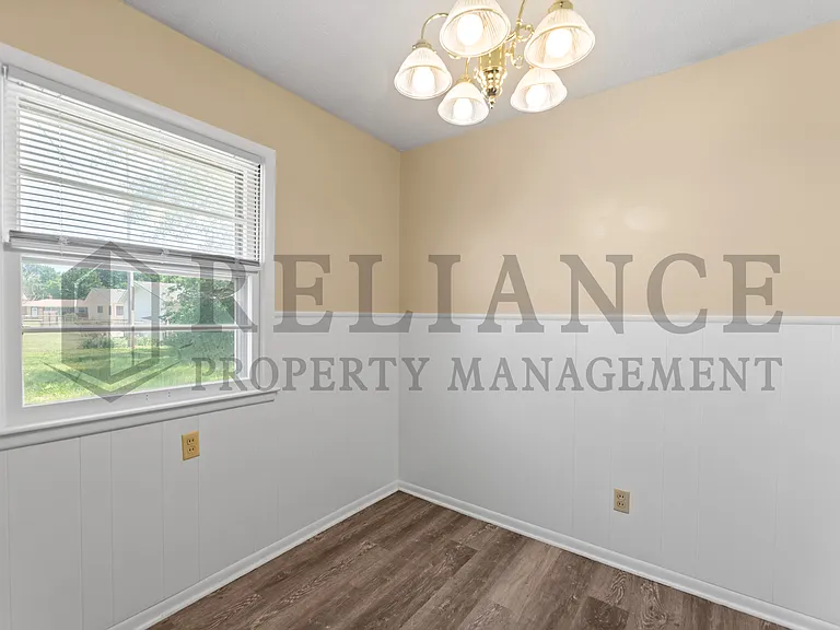 3052 S Bonn Ave — Photo 11