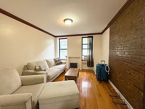 408 W 51st St #403 Photo 1