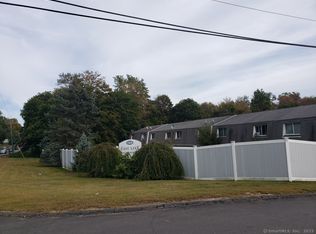 1568 Meriden Rd APT 7F, Waterbury, CT 06705
