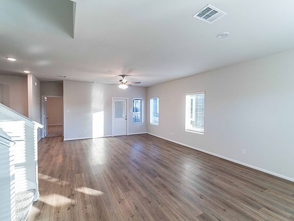 2nd image of 405 Swindoll Ln