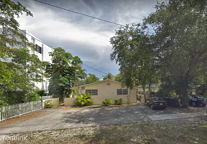 1st image of 1080 NE 129th St